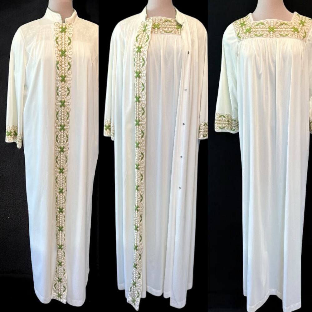 EUC Vintage Embroidered 2 Piece Hostess Kaftan Lounge Set (vint. L) Fits a 6-8